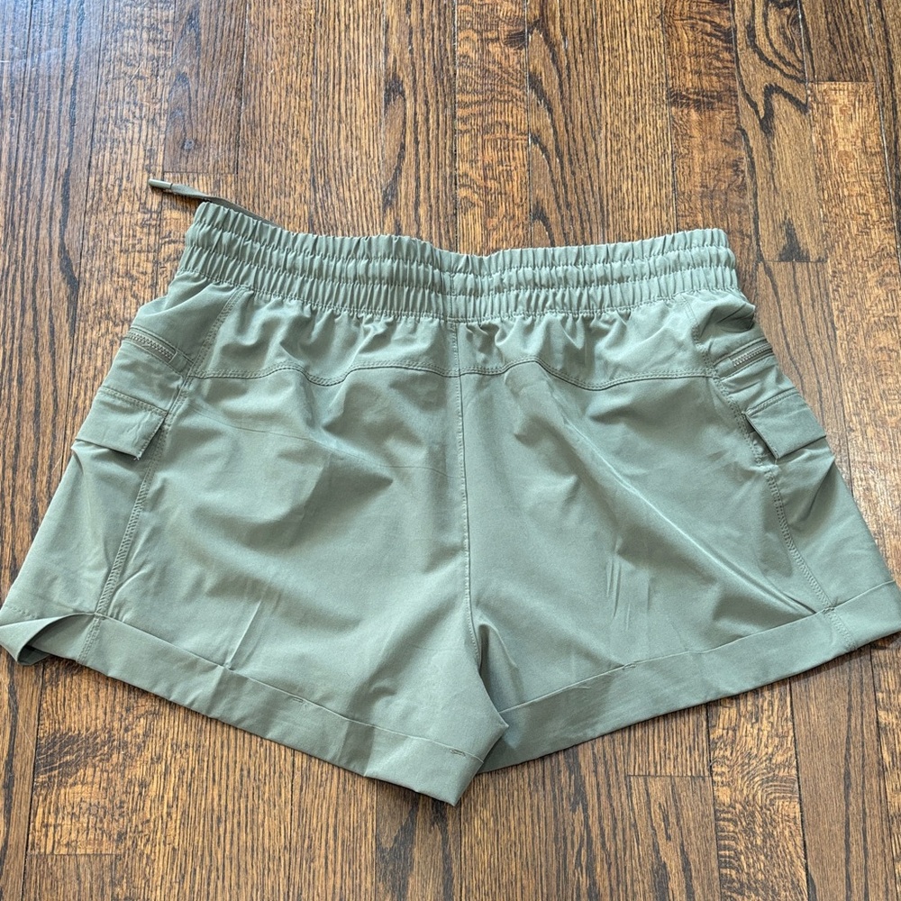 Layer 8 Sage Green utility woven Shorts size XL - Picture 3 of 5